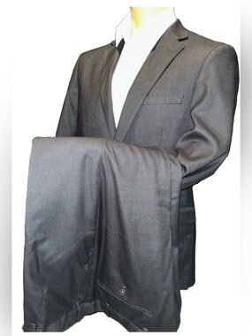 Luciano Natazzi 2 PC Men’s Suit High Twist Super Fine Gray Sz 40R  & 34W X 29L